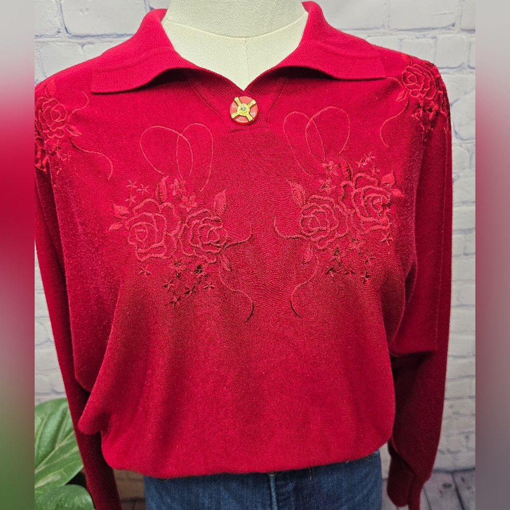 Vintage Floral Embroidered Dolman Sweater - Large